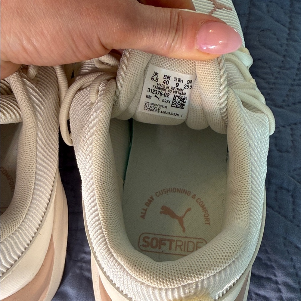 Puma Cream Sneakers with Orange Accents - Picture 4 of 5